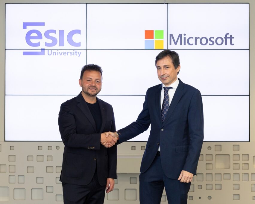 Firma-Acuerdo-ESIC-y-Microsoft.jpg